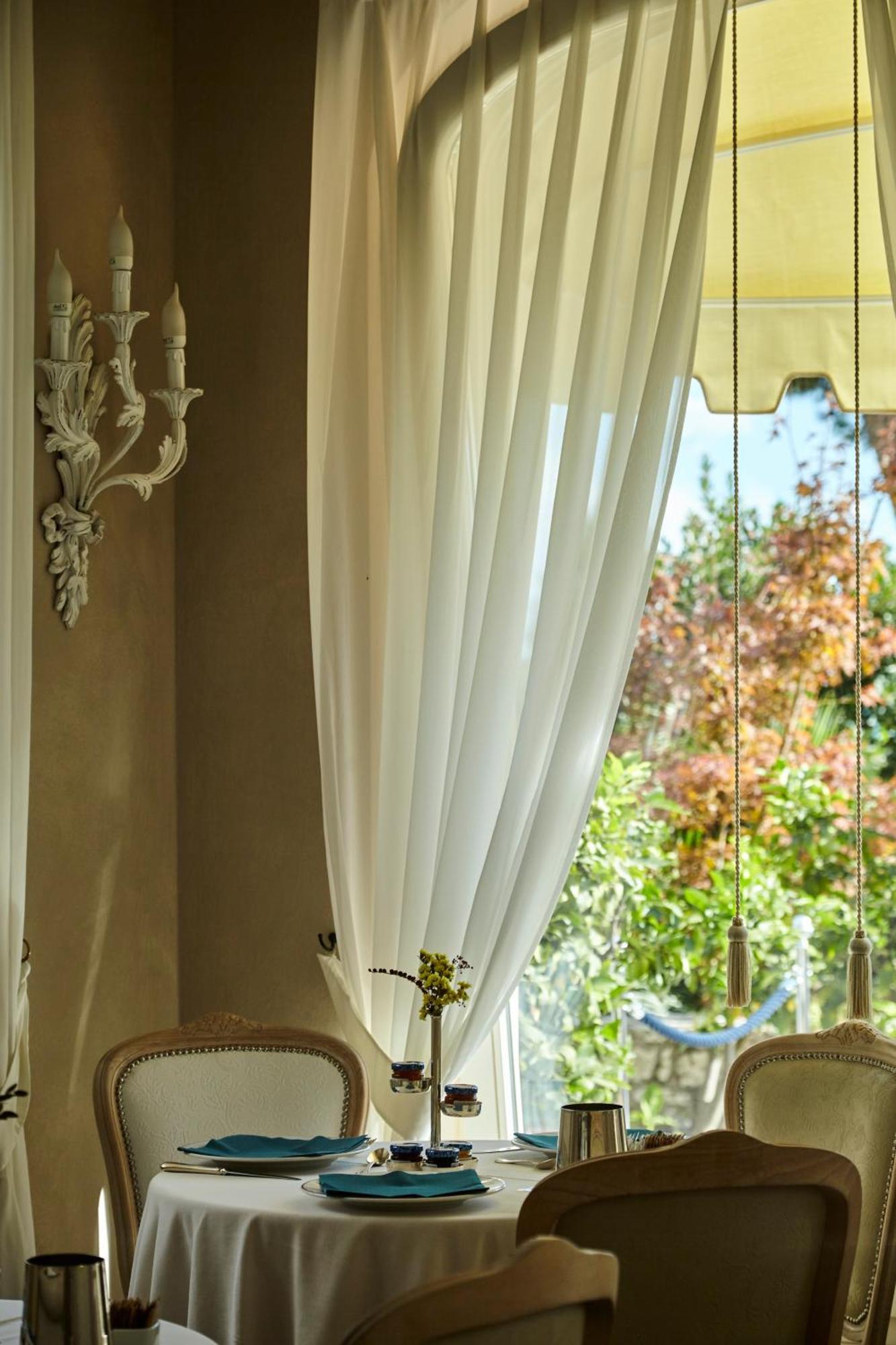 Hotel Villa Florida & Suite Apartments Gardone Riviera Exterior foto